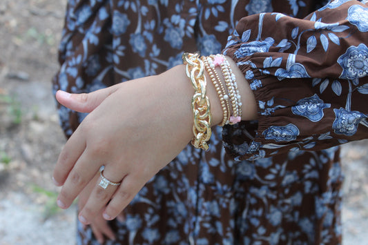 Gold link bracelet
