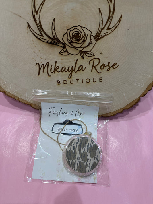 Sweet Grace Bottomland Freshie