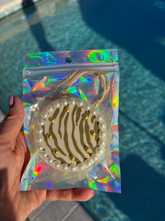 Volcano Green Zebra Pearl and Gold Bead Freshie