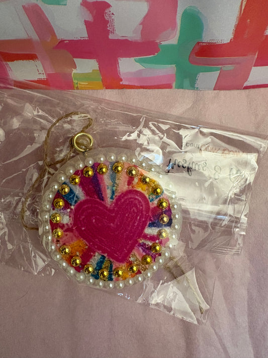 Bum Bum Rainbow Heart Freshie